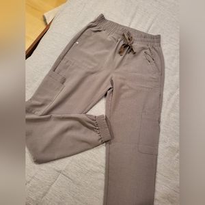 Figs limited edition 21 pocket jogger XS dark space grey